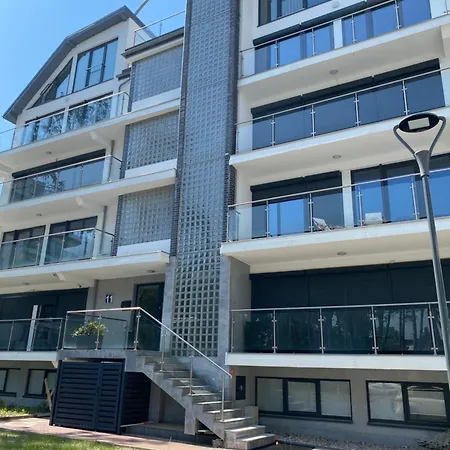 Apartment Apartamentowiec Amon Przy Plazy 4 *